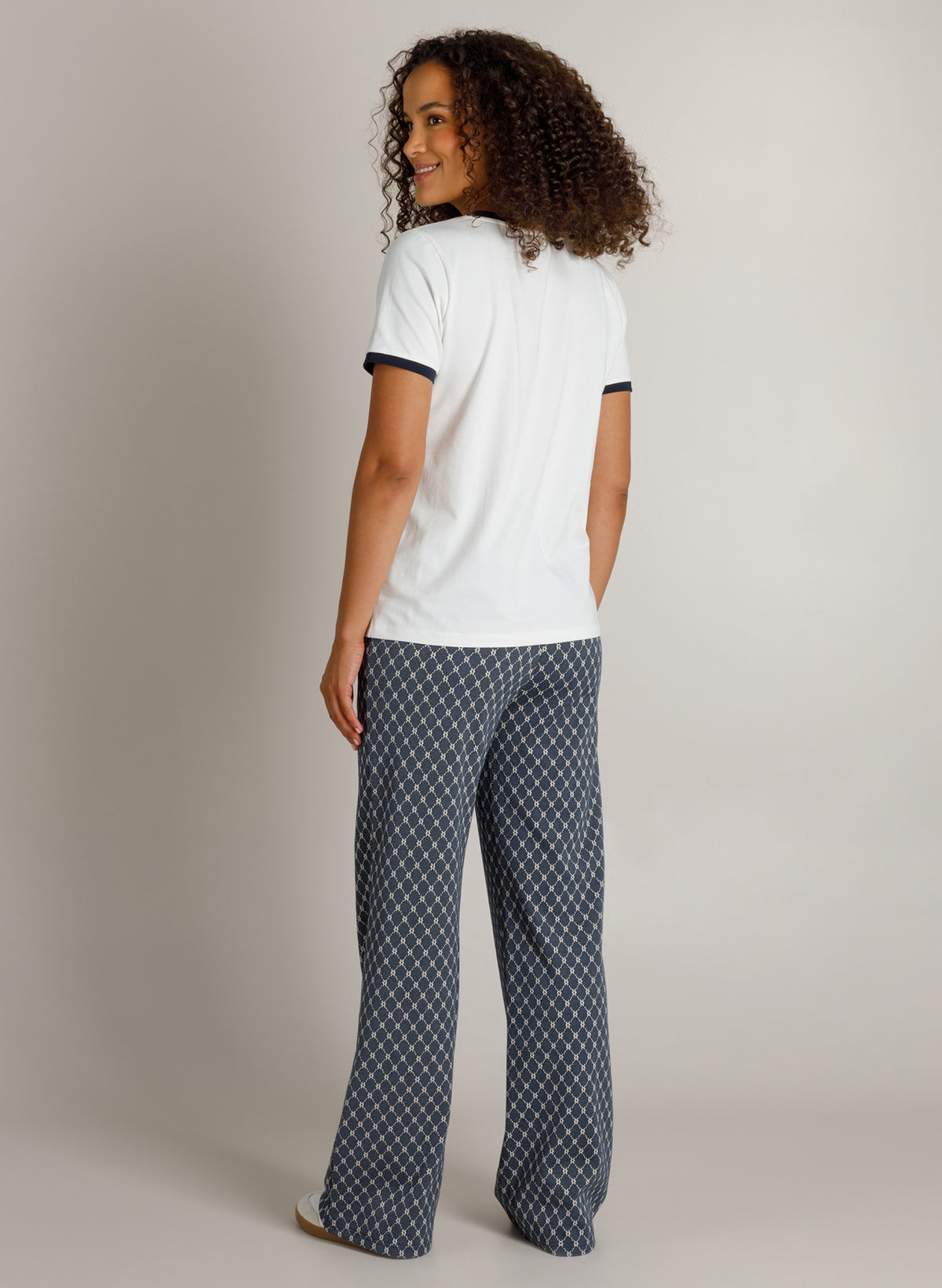 Ivy Beau Haylen T-Shirt V neck