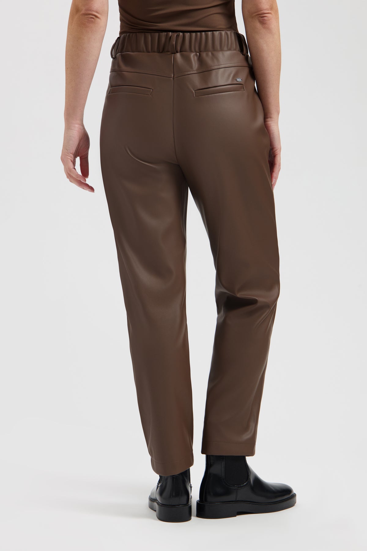 Lady Day Idina Truffle