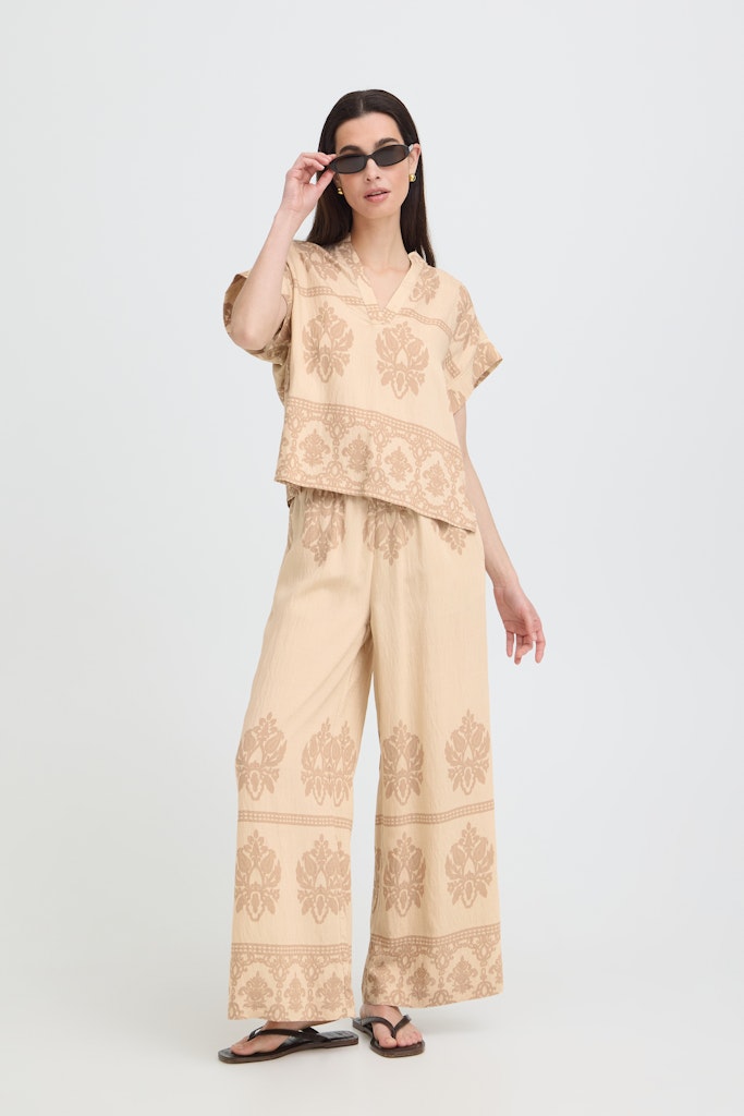 B. Young Byjayce Blouse