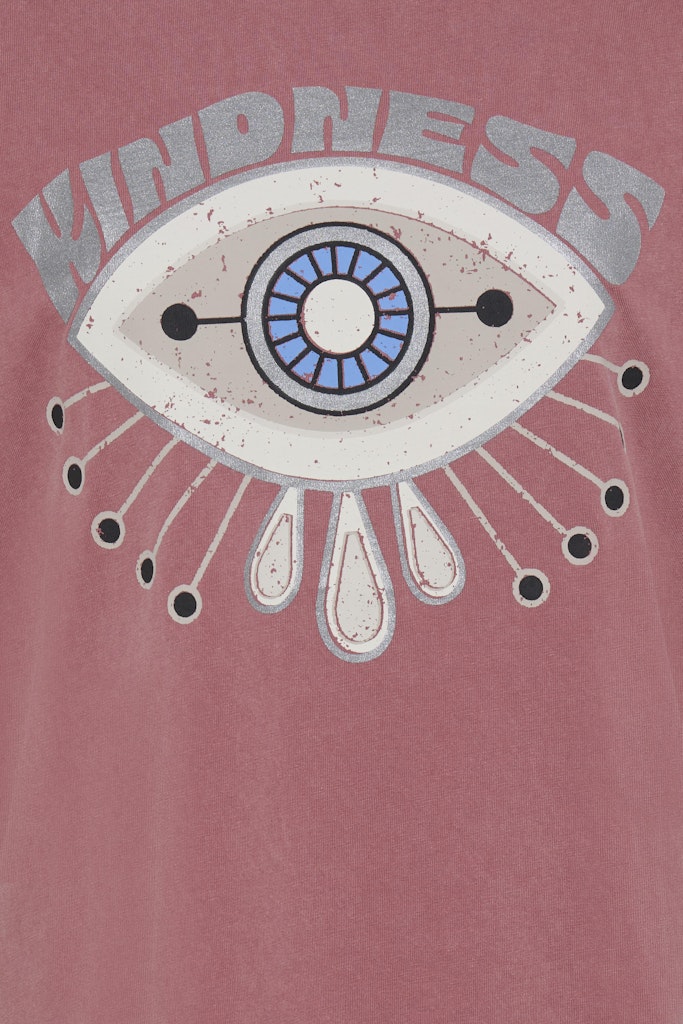 B. Young T-Shirt eye
